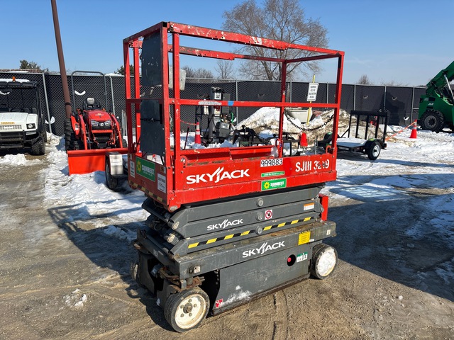 2016 Skyjack SJIII-3219 Electric Scissor Lift