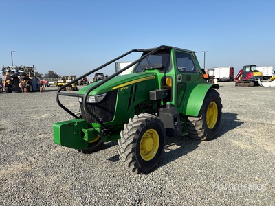 John Deere 5100M 4WD Tractor