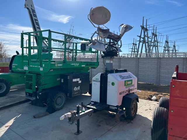 2015 Allmand Night Light Pro 8 kW Light Tower