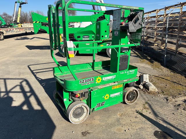 2017 JLG 1230ES Vertical Mast Lift