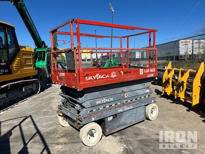 2015 Skyjack SJIII 4626 Electric Scissor Lift