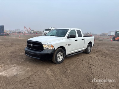 2015 Ram 1500 4x2 Crew Cab Pickup