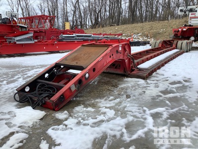 2005 Fontaine Lowboy 99000 lb Tri/A Removable Gooseneck Lowboy Trailer