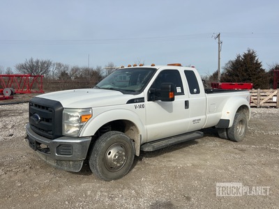 2015 Ford F-350 XL 4x4 Extended Cab Pickup