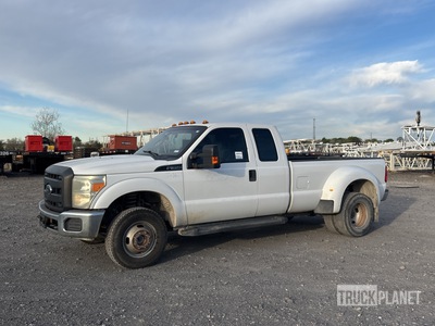 2015 Ford F-350 XL 4x4 Extended Cab Pickup