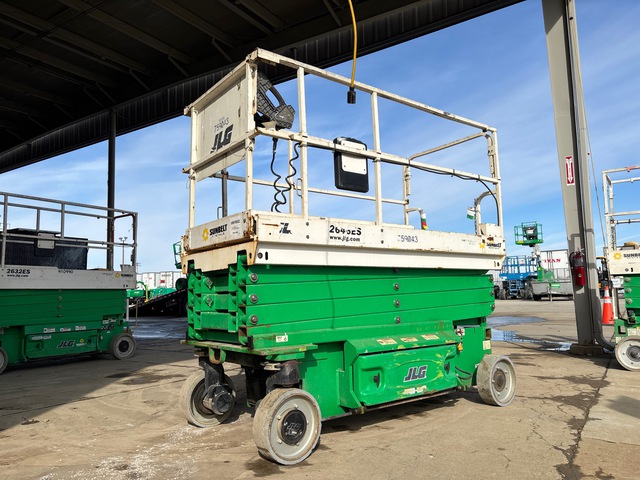 2015 JLG 2646ES Electric Scissor Lift