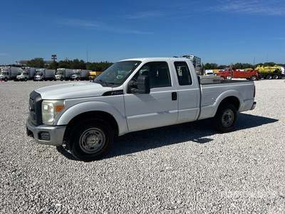 2012 Ford F-250 XL 4x2 Extended Cab Pickup