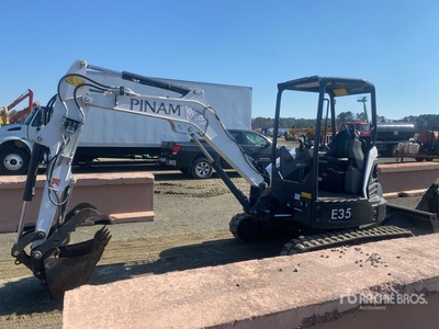 2022 Bobcat E35 Mini Excavator