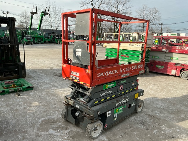 2016 Skyjack SJIII-3219 Electric Scissor Lift