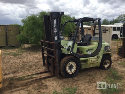 Clark CMP40D Forklift
