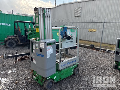 2017 Genie GR20 Vertical Mast Lift