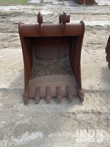 Hensley Kmax 36 in .83 cyd Digging Baggerlöffel - Fits Komatsu PC120