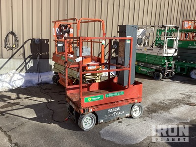 2016 Skyjack SJ12 رافعة عمودية