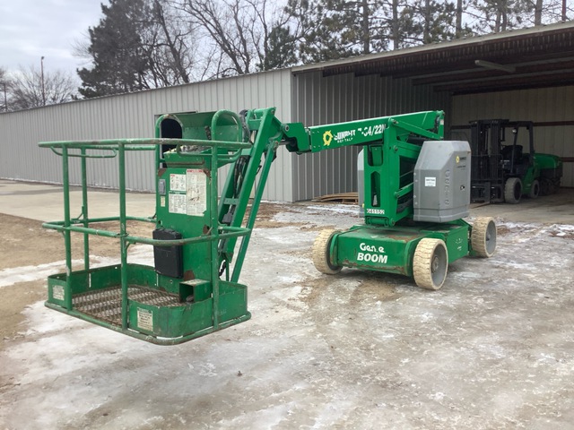 2014 Genie Z-34/22N 2WD Electric Articulating Boom Lift