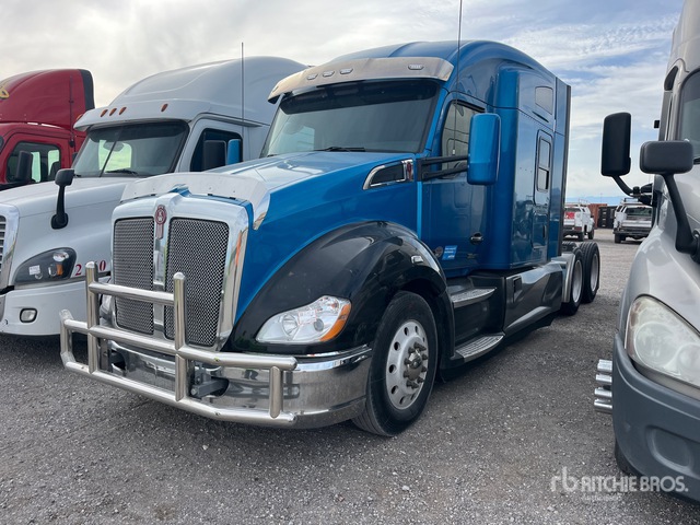 2022 Kenworth T680 6x4 T/A Sleeper Truck Tractor