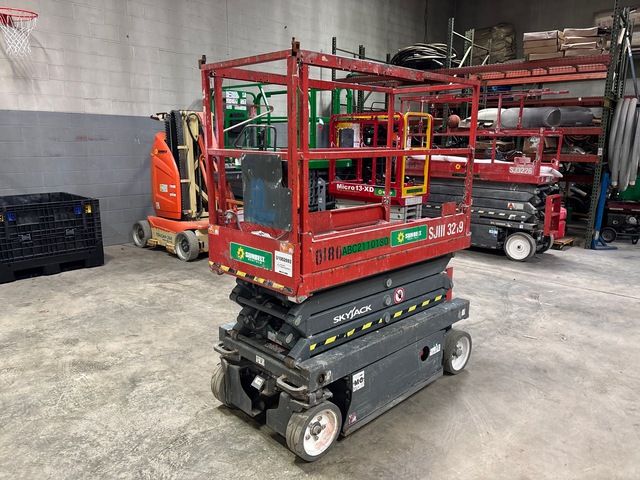 2017 Skyjack SJIII 3219 Electric Scissor Lift