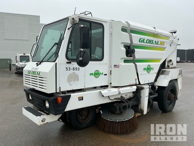 Global M3 on 2014 Global M3 Sweeper Truck
