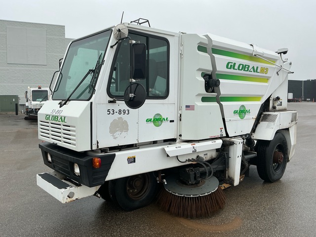 Global M3 on 2014 Global M3 Sweeper Truck