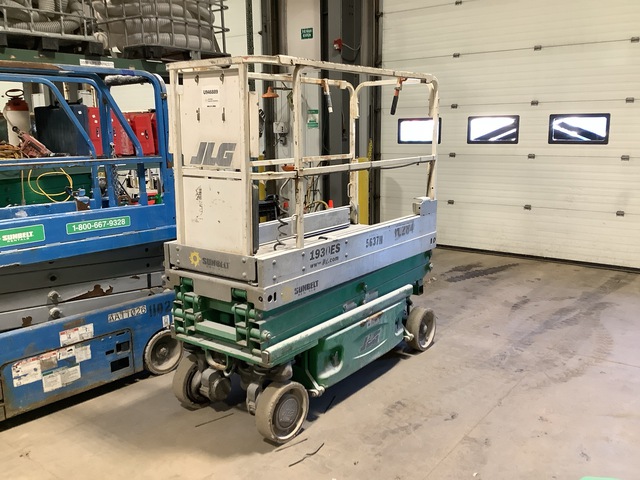 2013 JLG 1930 ES Electric Scissor Lift 2013 JLG 1930 ES Electric Scissor Lift