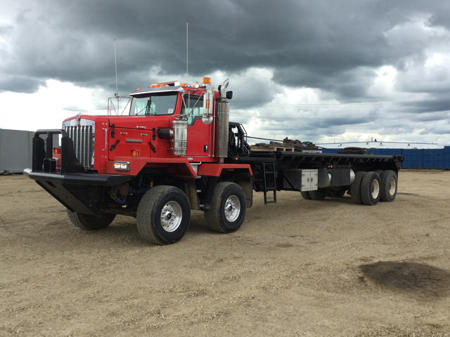 2007 Kenworth C500B Bed Truck Nabors