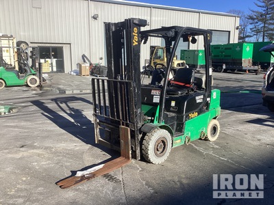 2016 Yale GTP050LX 4750 lb Cushion Tire رافعة شوكية