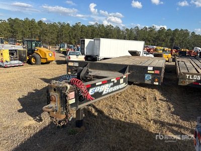 2014 Eager Beaver 20XT 27 ft T/A Equipment Trailer
