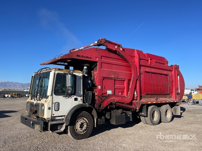 2012 Mack MRU633 6x4 Front Loader Waste Collection Truck