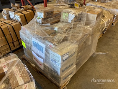 Quantity of Instrumental Strap, Cable Clamp, 1/2 in Conduit Fittings