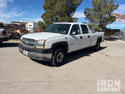 2004 Chevrolet 2500HD 4x2 Crew Cab Pickup