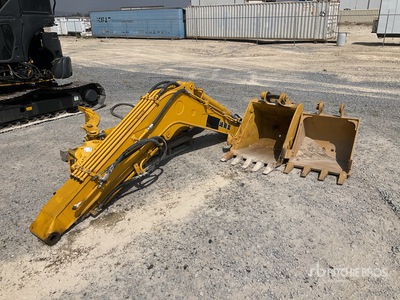 Lote de Pluma, Brazo, Cucharon y Acoplador Rapido Hidraulico / Boom, Stick, Bucket and Quick Coupler