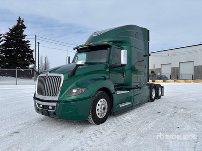 2020 International LT625 6x4 تراكتور شاحنة كابينة النوم (ثنائية المحور)