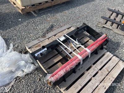 GIYI GY-BF47C 47 in Skid Steer Bale Forks