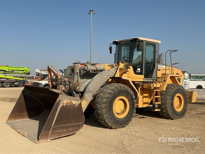 2015 Volvo L105 Wheel Loader