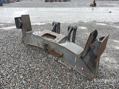 Hydraulic Excavator Outriggers