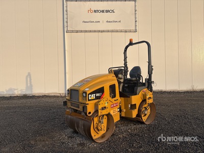 2021 Cat CB2.7 Double Drum Roller