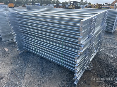 Quantity of (30) BYT 2.1 m x 1.8 m Galvanized Panel dla bydła (Unused)