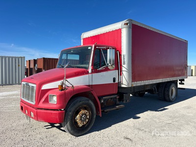 2004 Freightliner FL70 4x2 Camion fourgon