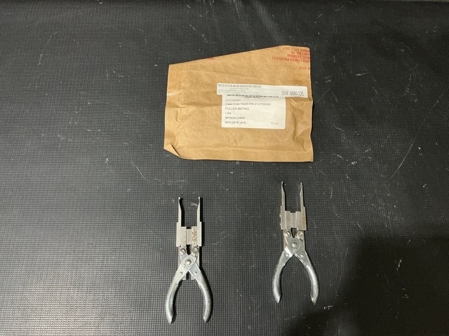 (3) Kell-Strom 21C7702G01 Ring Pullers