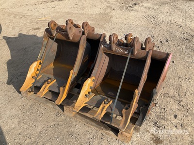 Quantity of (4) Whites Digging Cazo para excavadora