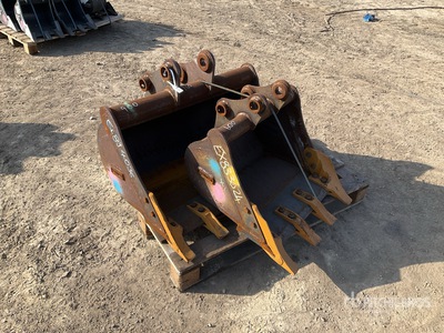 Quantity of (2) Whites Digging Cazo para excavadora