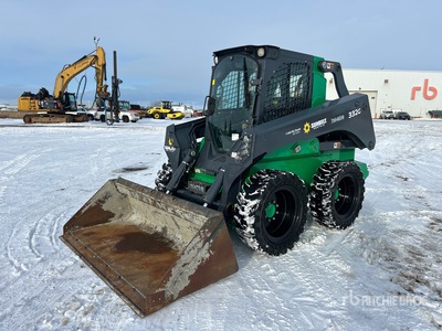 2018 John Deere 332G Two-Speed Minicargadora
