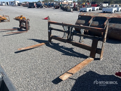 JRB 57 in Q/C Wheel Loader Forks