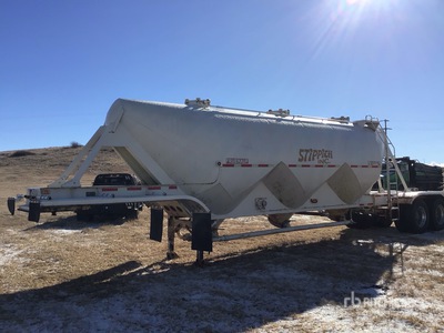 1978 Fruehauf 985 cft T/A Lead Pneumatic Bulk Trailer