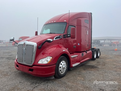 2020 Kenworth T680 6x4 Cabeza Tractora Cabina Dormitorio