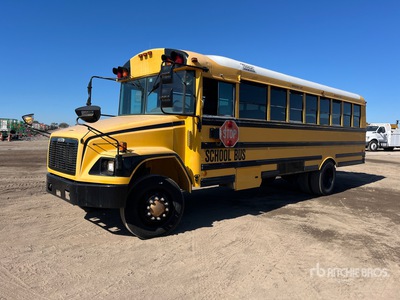 2001 Freightliner FS65 4x2 Bus