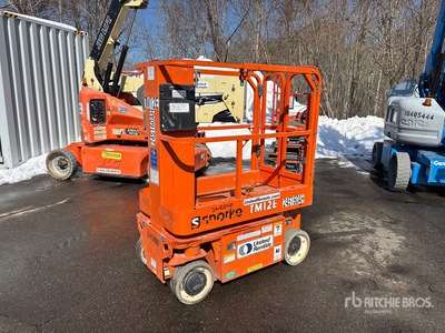 2020 Snorkel TM12E Elevador vertical