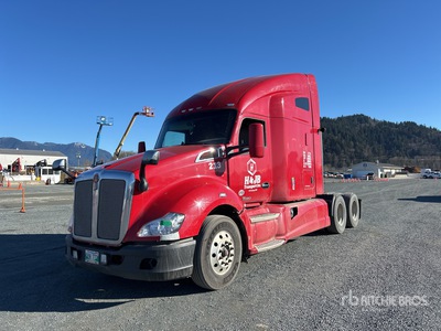 2020 Kenworth T680 6x4 Cabeza Tractora Cabina Dormitorio