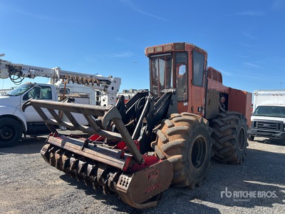 2013 Barko 930 4x4 Dérouleuse