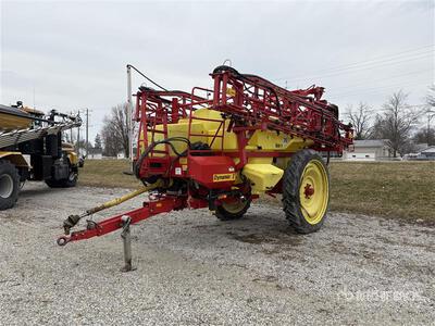 2003 Kverneland LS-05-HBP 90 ft S/A Pull-Type Sprayer