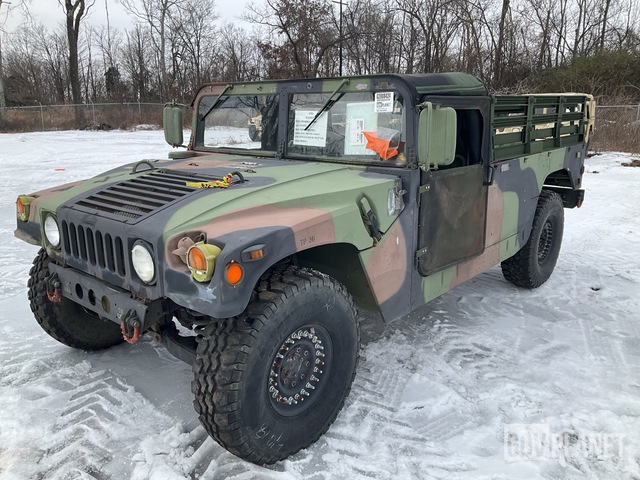 AM General M1097R1 HMMWV 2 Door Soft Top w/Truck Body